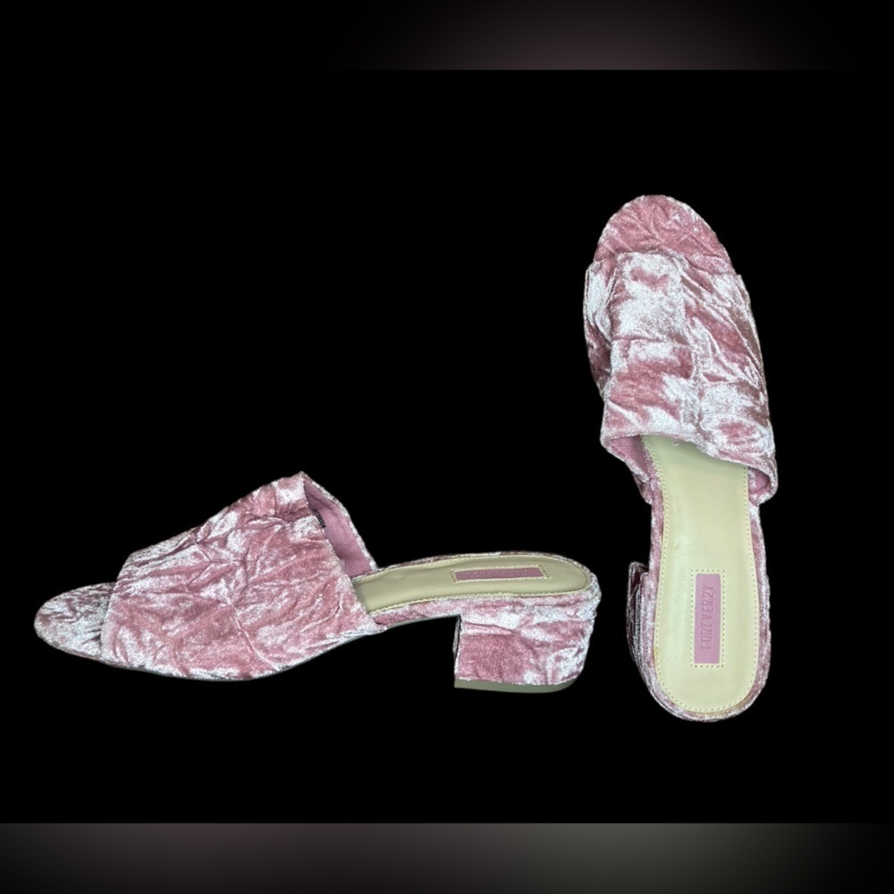 Velvet Open Toe Size 10 Chunky Heel